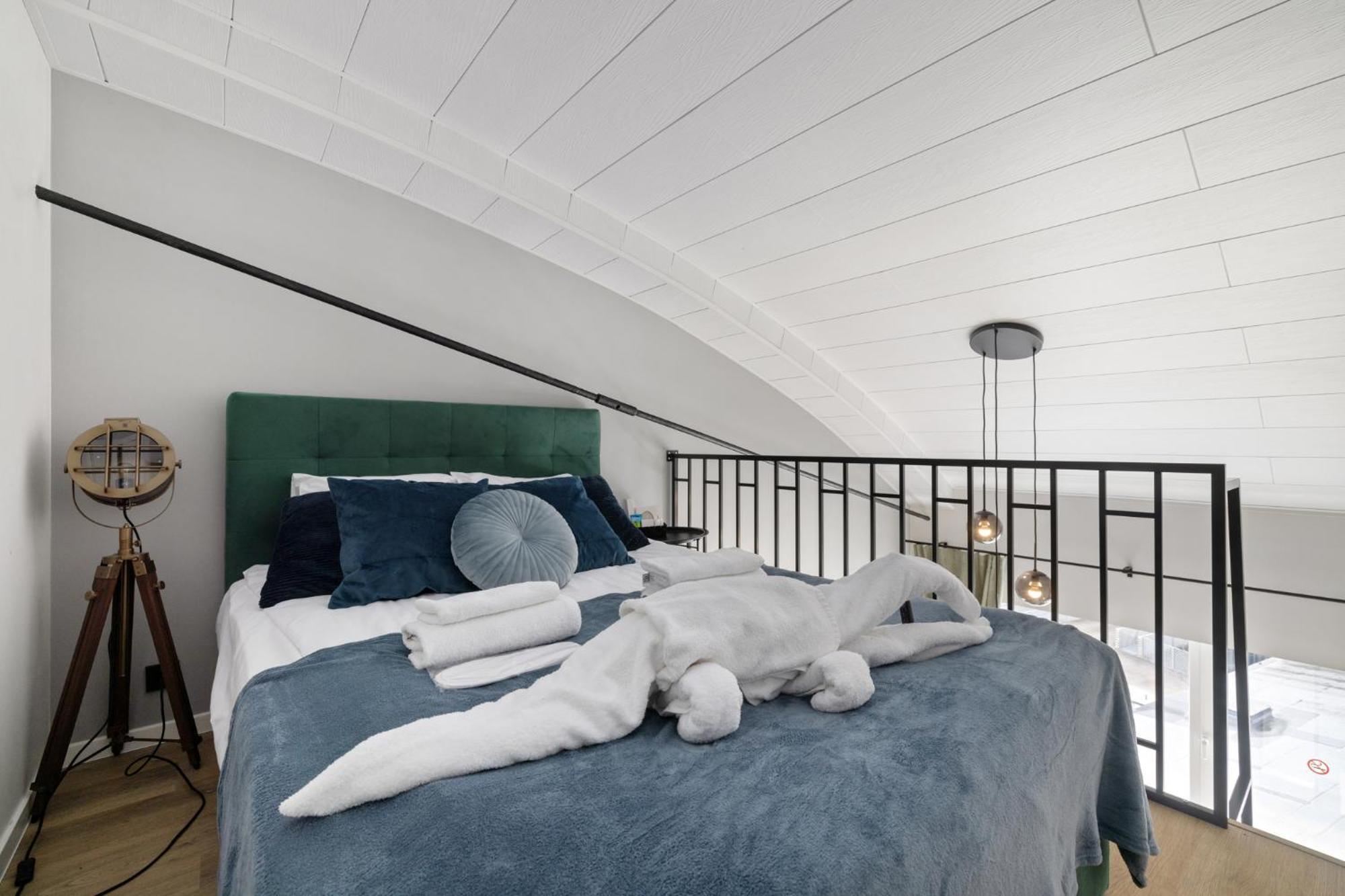 Bright Lofts Near City Center Harbour Tallinn Bagian luar foto