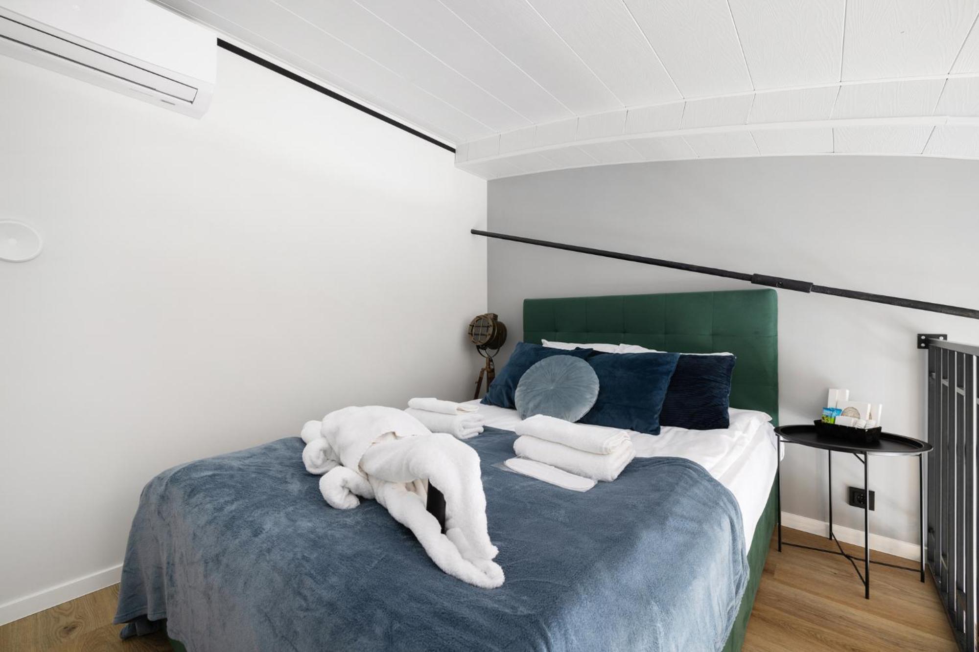 Bright Lofts Near City Center Harbour Tallinn Bagian luar foto
